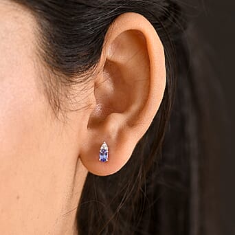 https://tjcuk.sirv.com/Products/85/7/8572427/Luxuriant-AAA-Tanzanite-Lab-Grown-Diamond-SI-G-H-Push-Post-Earring-in-_8572427_1.jpg?w=342&h=342