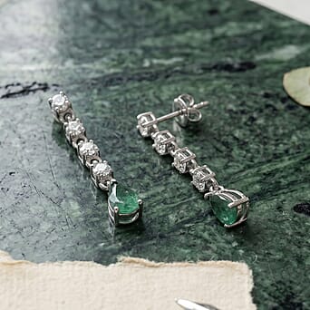 https://tjcuk.sirv.com/Products/85/7/8572835/Luxuriant-Zambian-Emerald-Lab-Grown-Diamond-SI-G-H-Dangling-Earring-wi_8572835_2.jpg?w=342&h=342