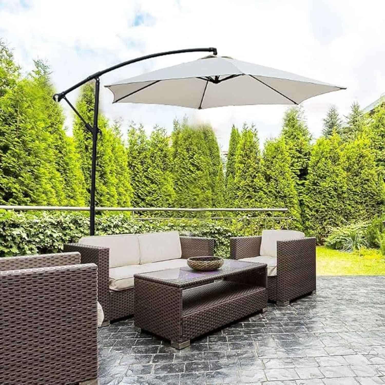 Cantilever-Garden-Parasol-with-UV30-Protective-Canopy