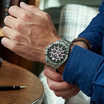 https://tjcuk.sirv.com/Products/85/7/8576273/WILLIAM-HUNT-Seiko-VD53-Japan-Quartz-5ATM-WR-Green-Dial-Silver-Case-Me_8576273_2.jpg?w=342&h=342