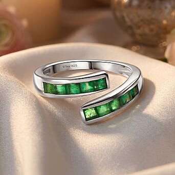 https://tjcuk.sirv.com/Products/85/7/8576685/D-Joy-Zambian-Emerald-Bypass-Ring-in-Rhodium-OverlaySterling-Silver-0-_8576685_2.jpg?w=342&h=342