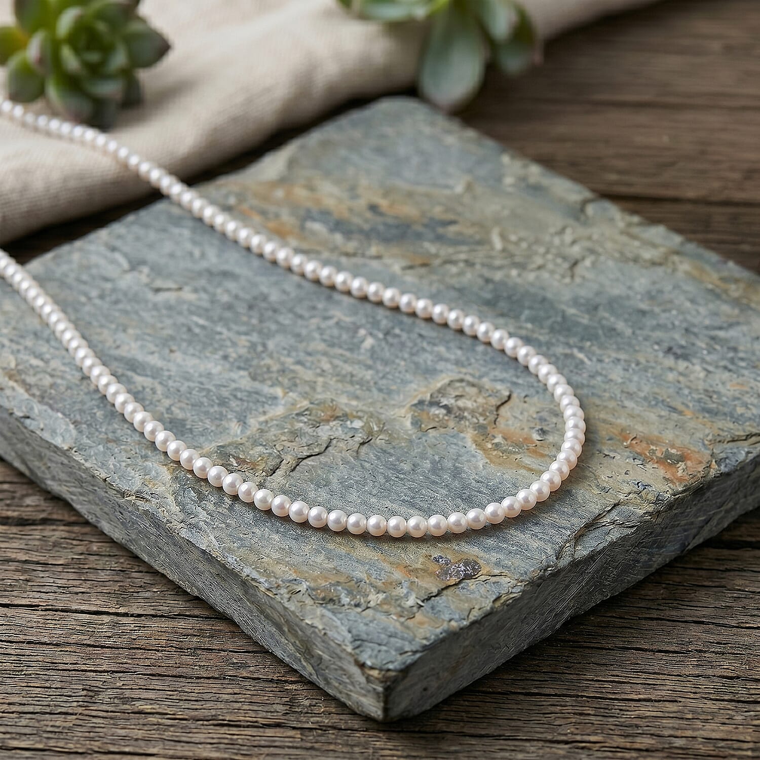 White Fresh Water Pearl Adjustable Necklace (Size - 18-2 Ext) in Silver Tone 75.00 Ct.