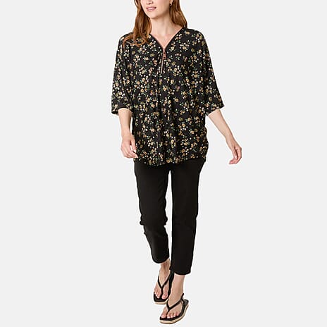 Misumi Daisy Floral Print Front Zip Top (One Size) - Black