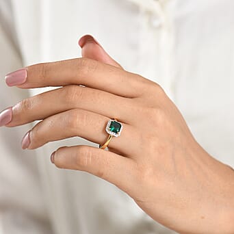 https://tjcuk.sirv.com/Products/85/8/8583982/Luxuriant-Lab-Grown-Emerald-Lab-Grown-Diamond-SI-G-H-Halo-Ring-in-18K-_8583982_1.jpg?w=342&h=342