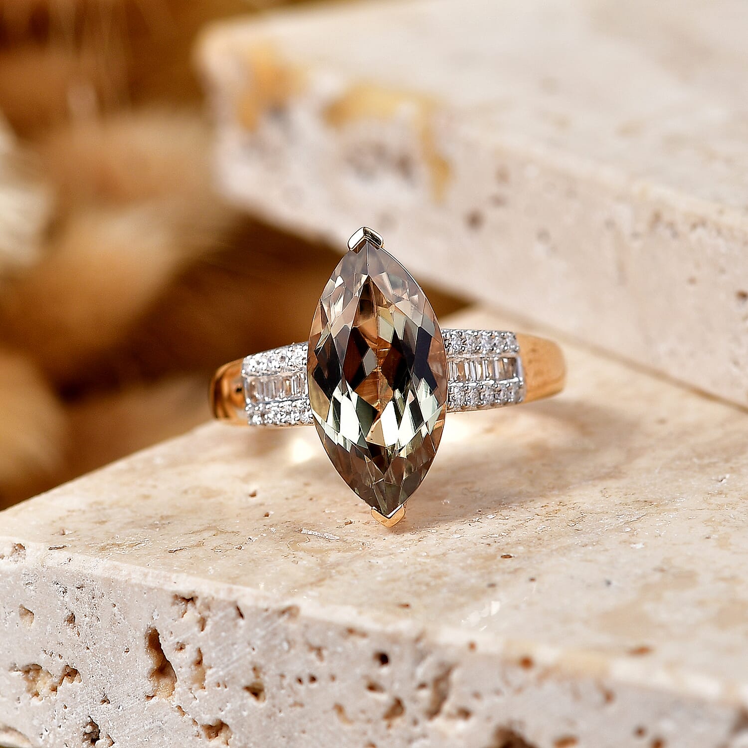 Rhapsody - 18K Yellow Gold AAAA Turkizite & White Diamond (VS-E-F) Ring 5.37 Ct, Gold Wt. 5.28 Gms