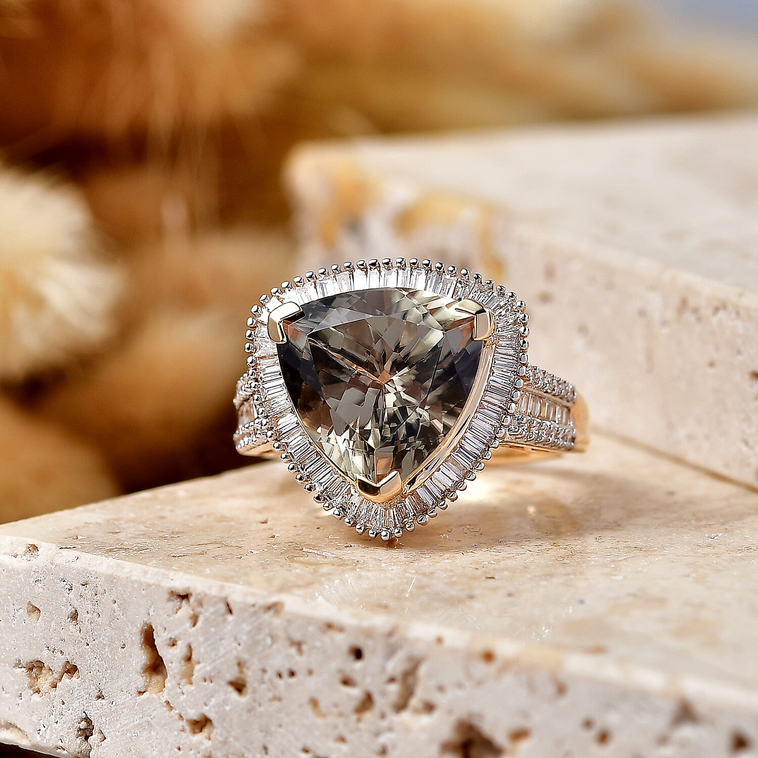 Rhapsody - 18K Yellow Gold AAAA Turkizite & White Diamond (VS-E-F) Halo Ring 8.94 Ct, Gold Wt. 6.68 Gms