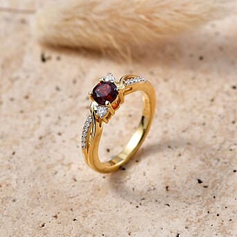 https://tjcuk.sirv.com/Products/85/8/8587956/D-Joy-Red-Garnet-Moissanite-Main-Stone-With-Side-Stone-Ring-in-18K-YG-_8587956_2.jpg?w=342&h=342