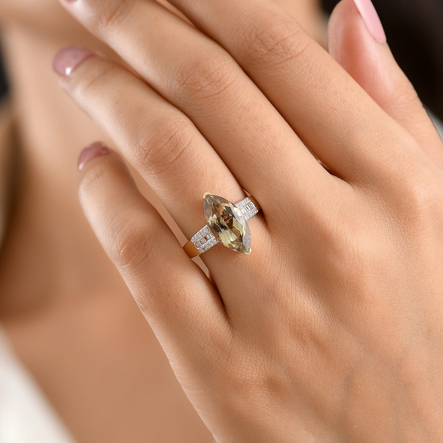 Rhapsody - 18K Yellow Gold AAAA Natural Turkizite (5.15ct) & Natural White Diamond (0.20 ct E-F-VS) 5.35 Ct, Gold Wt.4.90 Gms