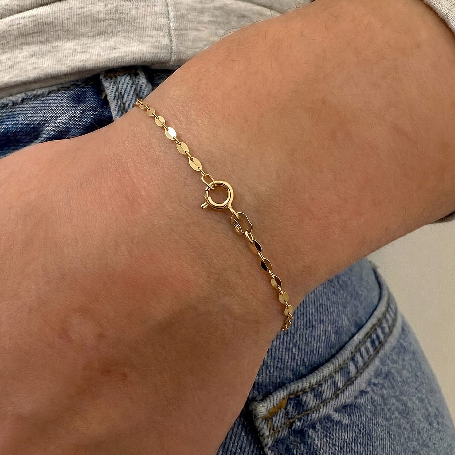 9K Yellow Gold Adjustable Bracelet (Size - 6.5-7.5) with Spring Ring Clasp