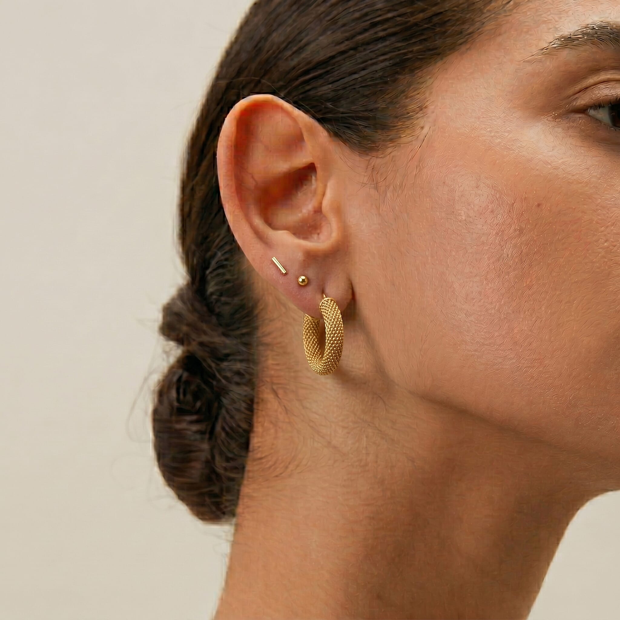 9K Yellow Gold Earring with Clasp