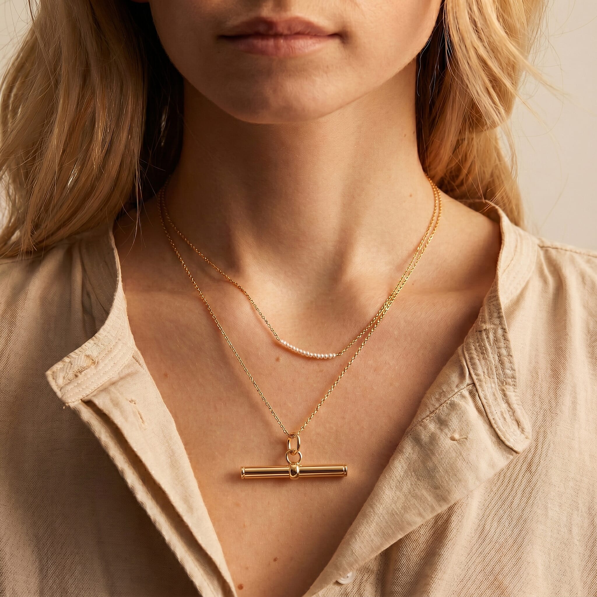 9K Yellow Gold T-Bar Pendant