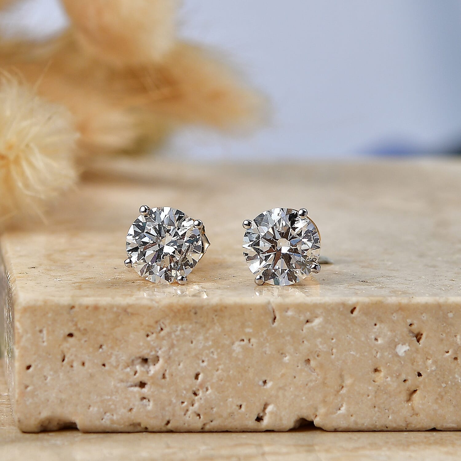 Luxuriant - 9K Yellow Gold SGL Certified Lab Grown Diamond (SI-G-H) Solitaire Stud Push Post Earring 3.10 Ct.