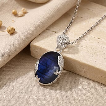 https://tjcuk.sirv.com/Products/85/9/8599244/D-Joy-Labradorite-Sterling-Silver-Oval-Cut-Pendant-19-70-Ct_8599244_1.jpg?w=342&h=342