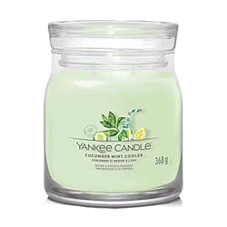 YANKEE CANDLE  2 Wick Candle (368 Grams - Burn Time 35-50 Hours) - Lilac Blossoms