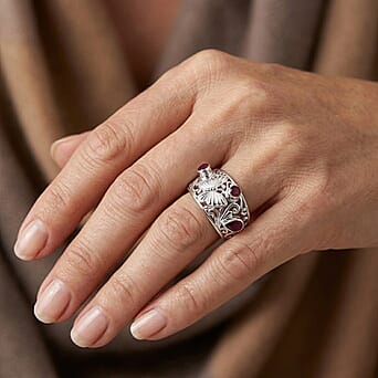 https://tjcuk.sirv.com/Products/86/0/8600551/Royal-Bali-Collection-D-Joy-Fissure-Filled-Ruby-Sterling-Silver-Ring_8600551_1.jpg?w=342&h=342