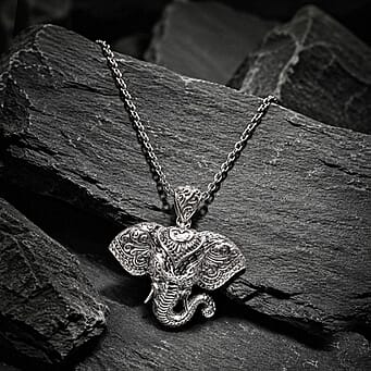 https://tjcuk.sirv.com/Products/86/0/8601459/Royal-Bali-Collection-D-Joy-Sterling-Silver-Elephant-Head-Pendant_8601459_2.jpg?w=342&h=342