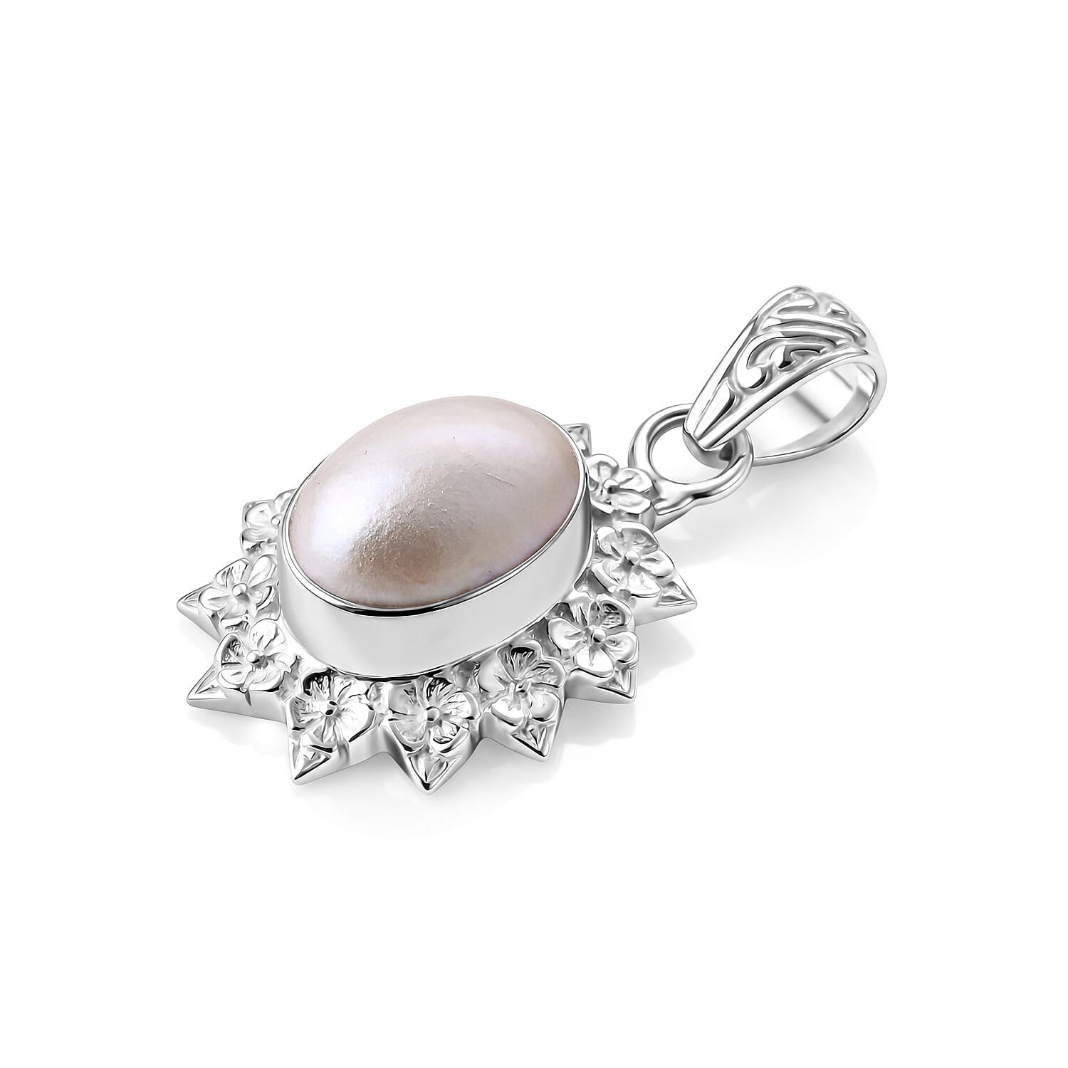 Royal Bali Collection - D'Joy White Mabe Pearl Sterling Silver Solitaire Pendant 3.16 Ct.