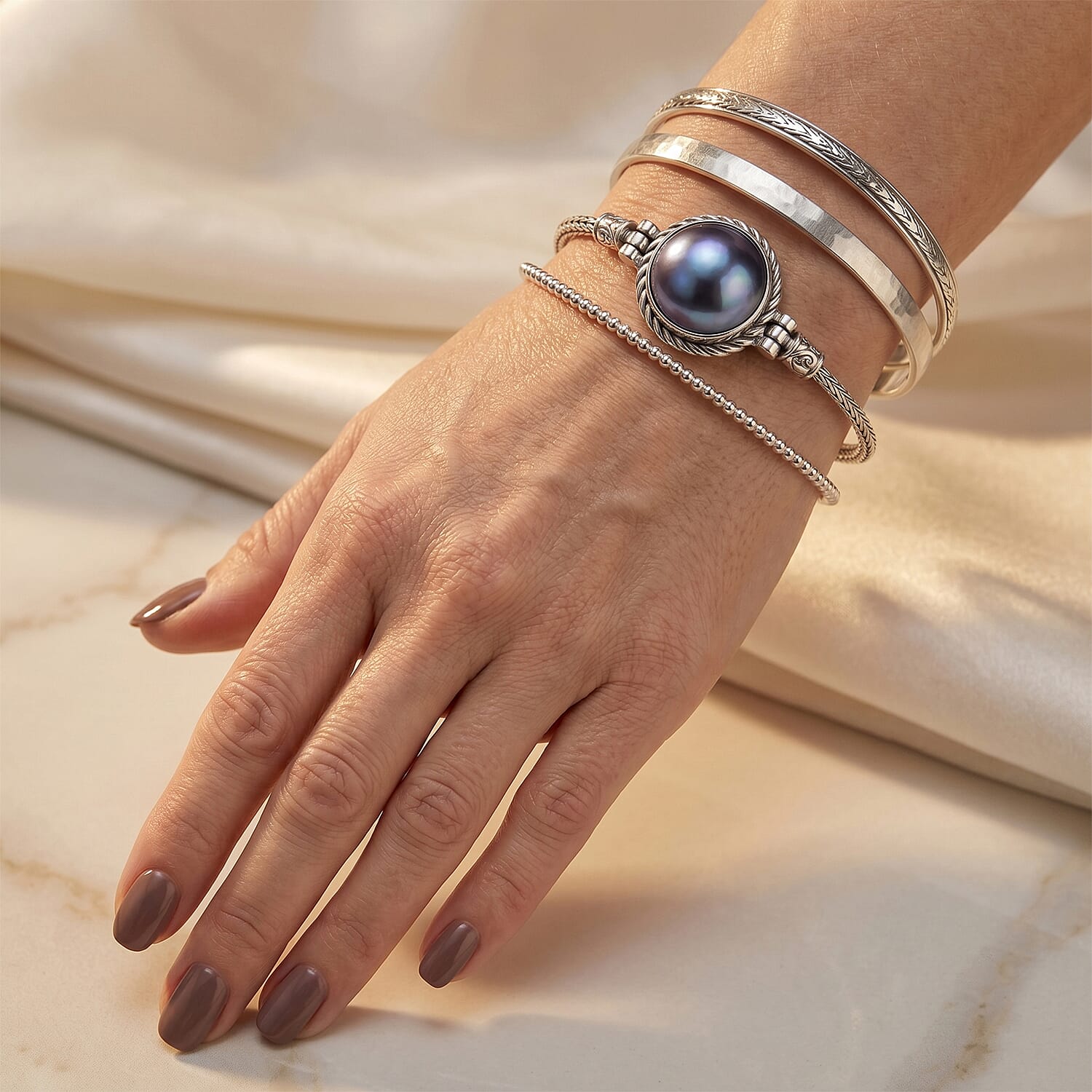Royal Bali Collection - D'Joy Blue Mabe Pearl Sterling Silver Bracelet (Size - 8) with Lobster Clasp 8.34 Ct, Silver Wt. 12.00 Gms