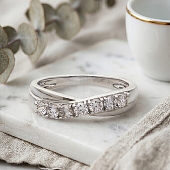https://tjcuk.sirv.com/Products/86/0/8608757/Luxuriant-Lab-Grown-Diamond-SI-G-H-Ring-in-Rhodium-Overlay-Sterling-Si_8608757_2.jpg?w=342&h=342