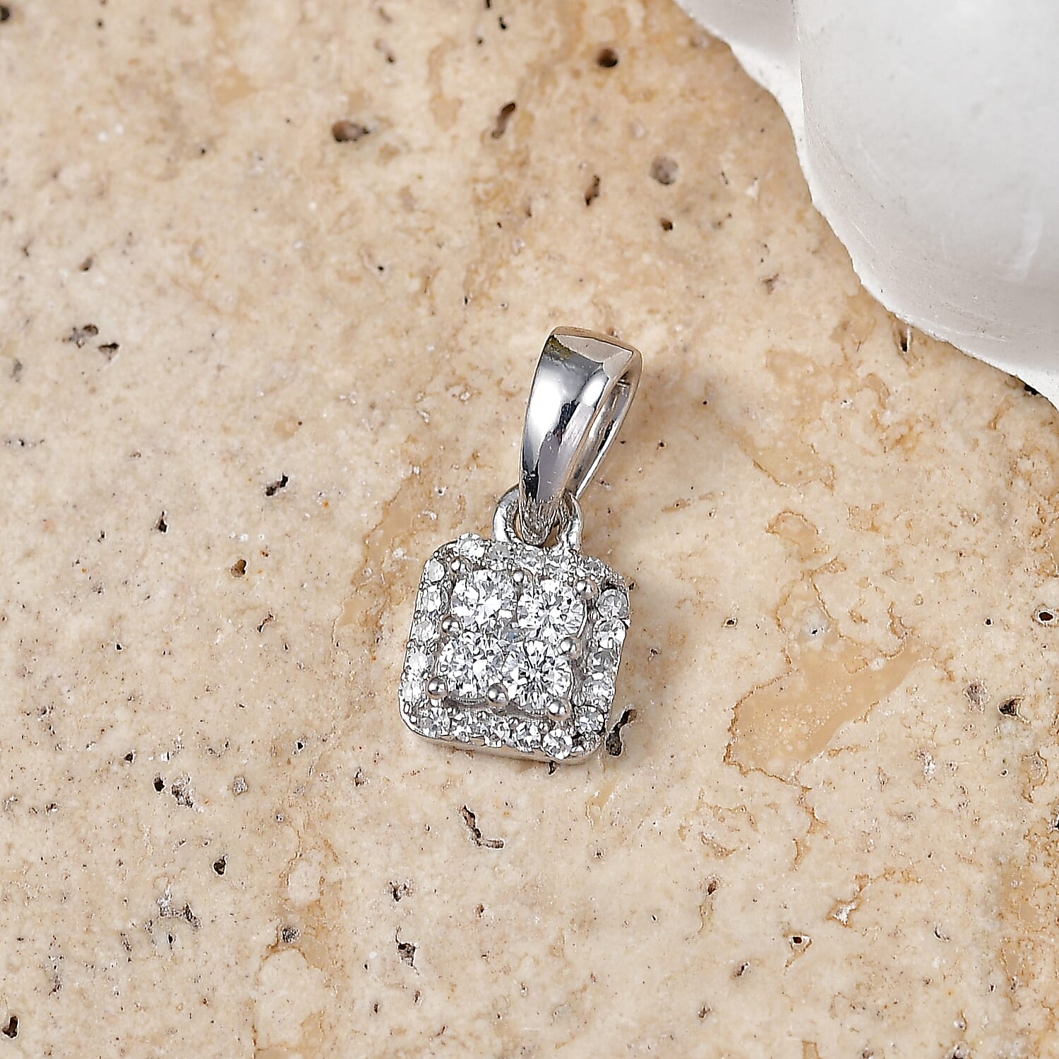Luxuriant - Lab Grown Diamond (SI-G-H) Cluster Pendant in Platinum Overlay Sterling Silver 0.26 Ct.