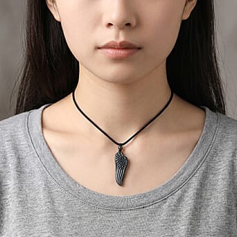 https://tjcuk.sirv.com/Products/86/1/8611105/Natural-Jade-Adjustable-Dragon-Carved-Necklace-Size-28-38-00-Ct_8611105_1.jpg?w=342&h=342