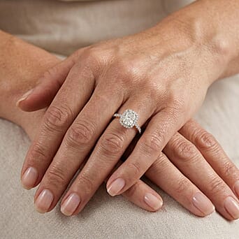 https://tjcuk.sirv.com/Products/86/1/8611313/Luxuriant-SGL-Certified-Lab-Grown-Diamond-SI-G-H-Halo-Ring-in-18K-Verm_8611313_1.jpg?w=342&h=342