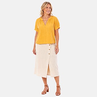 https://tjcuk.sirv.com/Products/86/1/8616922/Charlotte-West-Close-Out-V-Neck-Puff-Sleeve-Top-Size-14-Lemon_8616922.jpg?w=342&h=342