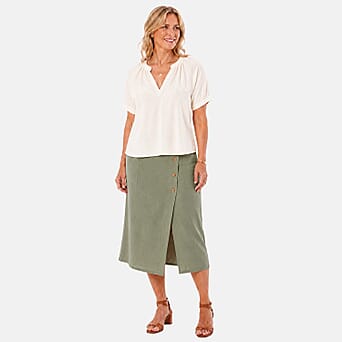 https://tjcuk.sirv.com/Products/86/1/8617171/Charlotte-West-Close-Out-V-Neck-Puff-Sleeve-Top-Size-12-Cream_8617171.jpg?w=342&h=342