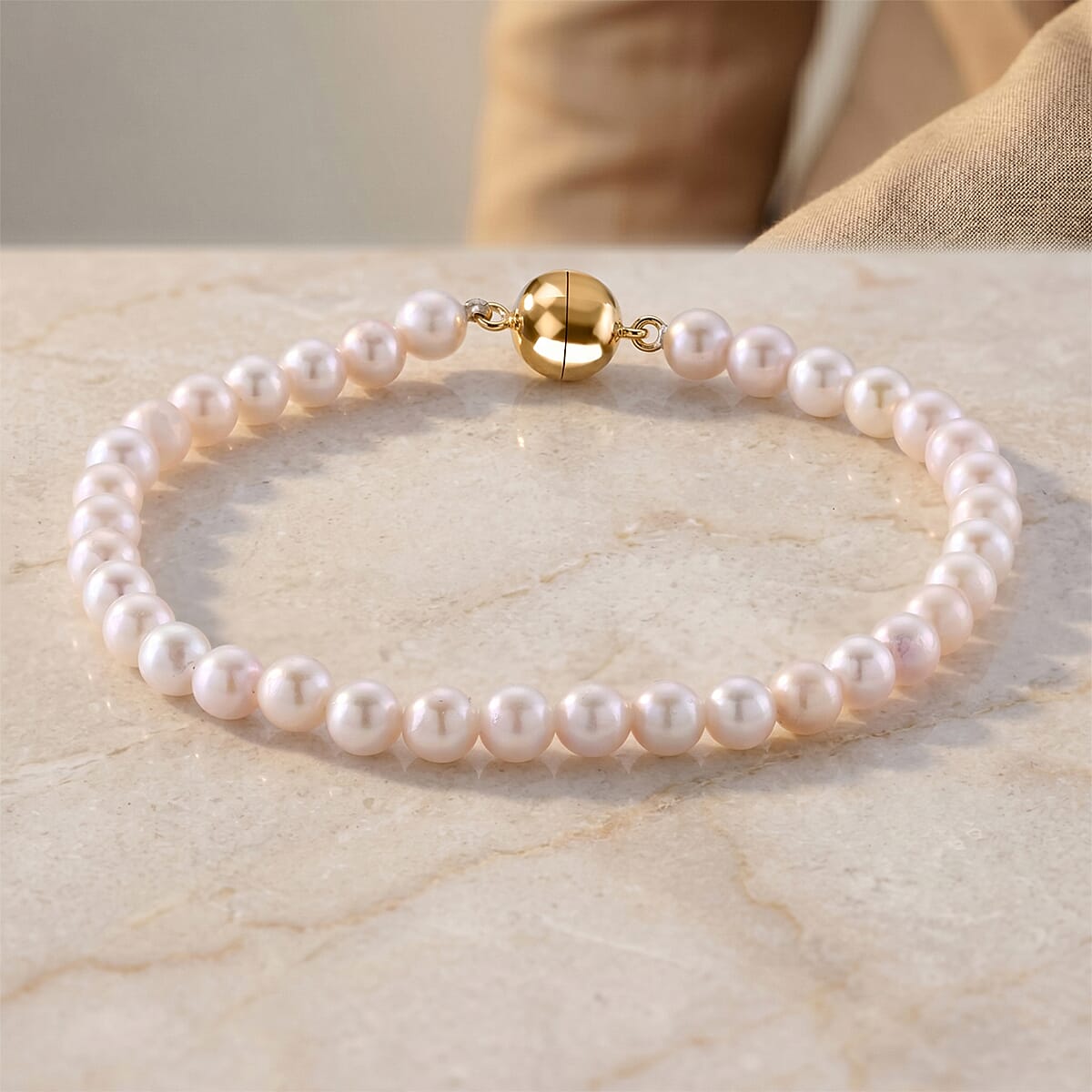 D'Joy - Japanese Akoya Pearl Beads Bracelet (Size - 7.5) with Magnetic Lock in Yellow Gold Plated Sterling Silver 35.00 Ct.
