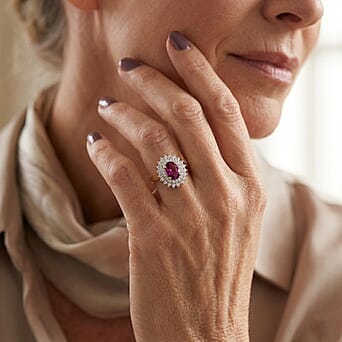 https://tjcuk.sirv.com/Products/86/1/8618121/Luxuriant-Radiant-Ember-Garnet-Lab-Grown-Diamond-SI-G-H-Ring-in-18K-Ve_8618121_1.jpg?w=342&h=342