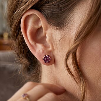 https://tjcuk.sirv.com/Products/86/1/8618181/D-Joy-Radiant-Ember-Garnet-Cluster-Earring-with-Push-Post-in-Yellow-Go_8618181_1.jpg?w=342&h=342