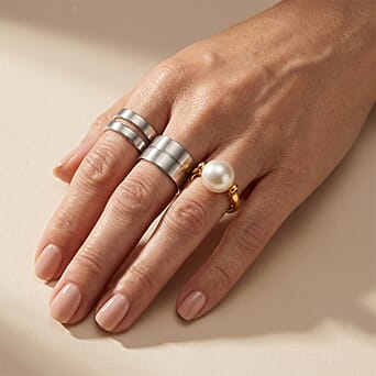 https://tjcuk.sirv.com/Products/86/1/8618394/D-Joy-Premium-White-Edison-Pearl-10-11mm-Solitaire-Ring-in-Yellow-Gold_8618394_2.jpg?w=342&h=342