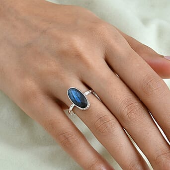 https://tjcuk.sirv.com/Products/86/2/8620769/Labradorite-Solitaire-Ring-Sterling-Silver-4-429-Ct_8620769_1.jpg?w=342&h=342