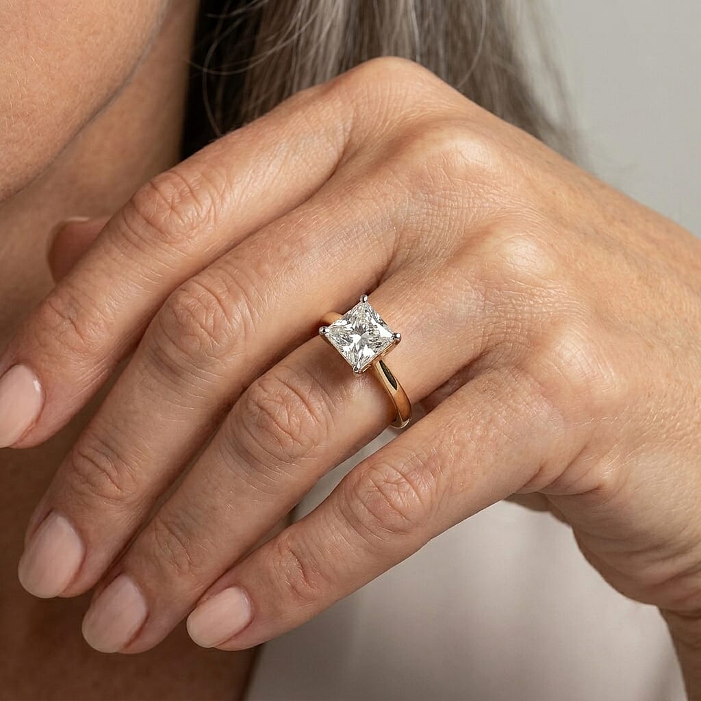 Luxuriant - 9K Yellow Gold SGL Certified Lab Grown Diamond (VS-E-F) Solitaire Ring 1.00 Ct.