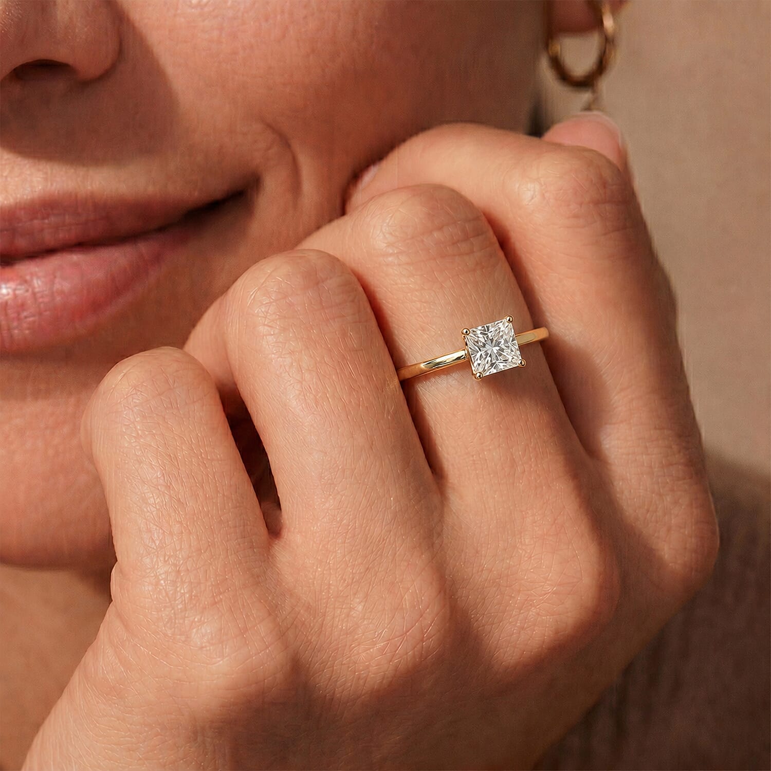 LUXURIANT - 9K Yellow Gold SGL Certified Lab Grown Diamond (VS-E-F) Solitaire Ring 1.00 Ct.