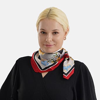 https://tjcuk.sirv.com/Products/86/2/8629914/Pack-of-2-Printed-Square-Scarves_8629914_3.jpg?w=342&h=342
