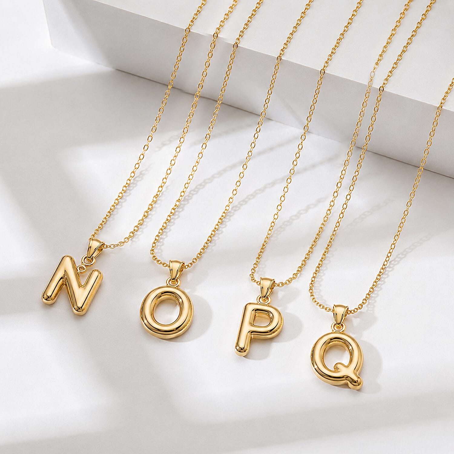 9K Yellow Gold O Initial Pendant