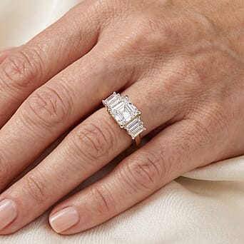 https://tjcuk.sirv.com/Products/86/3/8631609/Luxuriant-9K-Yellow-Gold-IGI-Certified-Lab-Grown-Diamond-VS-5-Stone-Ri_8631609_1.jpg?w=342&h=342