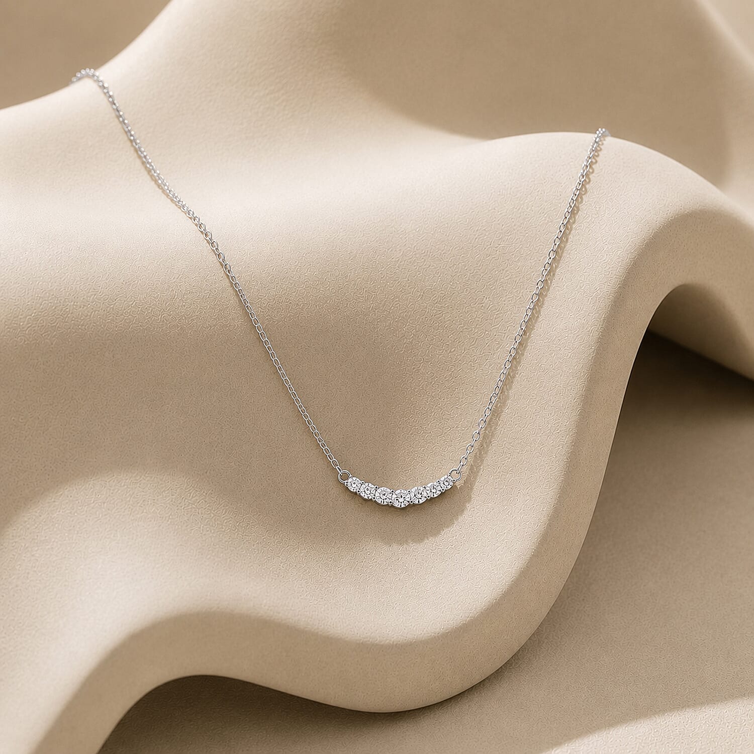 Luxuriant - Lab Grown Diamond (SI-G-H) Necklace (Size - 16) in Rhodium Overlay Sterling Silver  0.25 Ct.