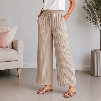 https://tjcuk.sirv.com/Products/86/3/8636798/Love-Italian-Style-Crinkle-Pleated-Trousers-With-27-Inch-Inseam-Size-1_8636798_1.jpg?w=342&h=342