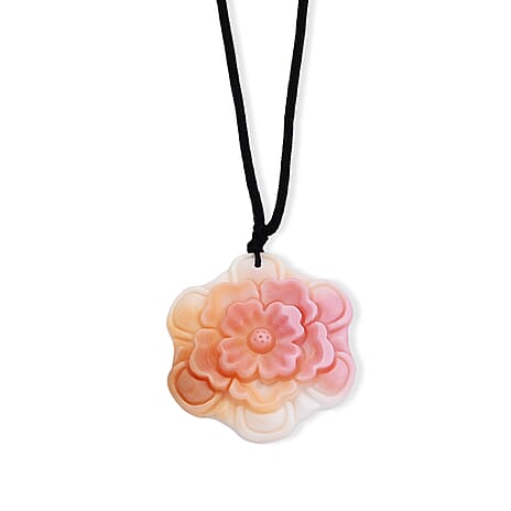 Pink Conch Shell Stone Necklace  65.000  Ct.