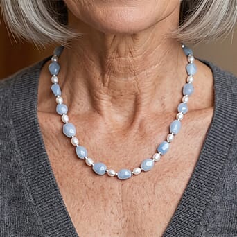 https://tjcuk.sirv.com/Products/86/4/8641818/Aquamarine-White-Fresh-Water-Pearl-Beads-Necklace-Size-20-190-000-Ct_8641818_1.jpg?w=342&h=342