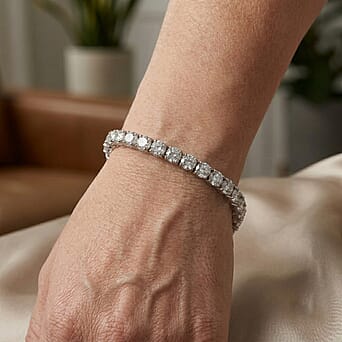 https://tjcuk.sirv.com/Products/86/6/8661806/D-Joy-GRA-Certified-Moissanite-VVS1-D-Bracelet-Size-8-in-Rhodium-Overl_8661806_1.jpg?w=342&h=342