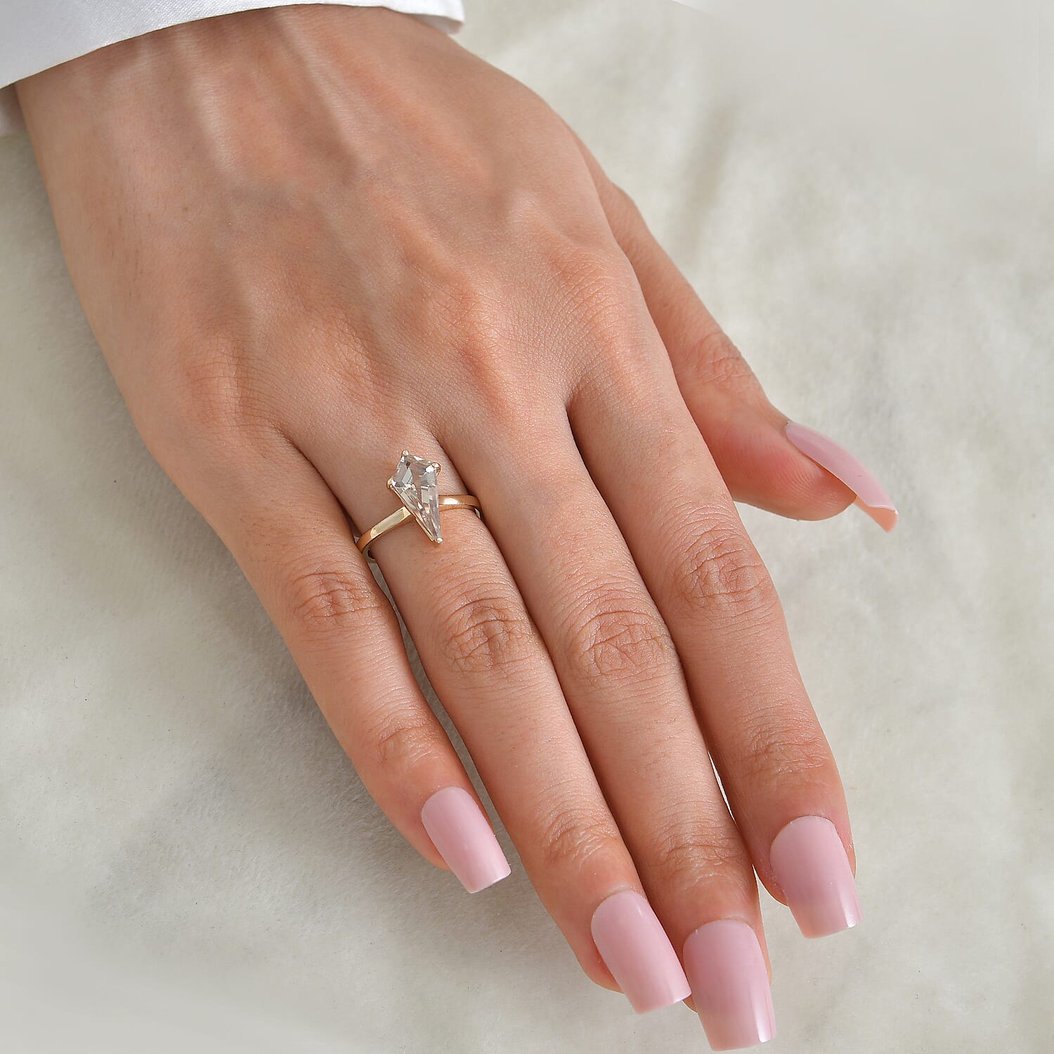 Hatton Garden Closeout - 9K Yellow Gold RARE KITE CUT AAA Natural Turkizite Solitaire Ring 2.10 Ct.