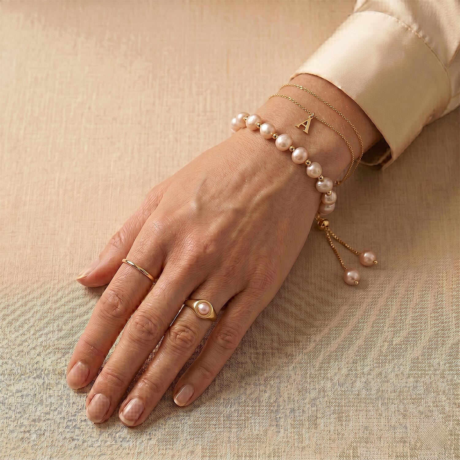 Peach Fresh Water Pearl Adjustable Beads Bracelet (Size - 6.5-9) in Yellow Gold Tone 30.00 Ct.