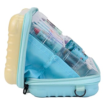 https://tjcuk.sirv.com/Products/86/6/8666742/Lip-Smacker-Disney-Frozen-Travel-To-Go-Beauty-Case-Pack-of-9-Items_8666742_2.jpg?w=342&h=342