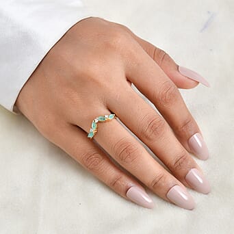 https://tjcuk.sirv.com/Products/86/8/8682159/D-Joy-Emerald-Moissanite-Ring-in-18K-Vermeil-Yellow-Gold-Plated-Sterli_8682159_1.jpg?w=342&h=342