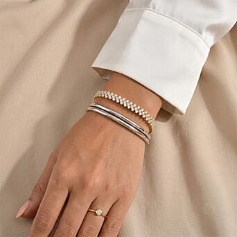 https://tjcuk.sirv.com/Products/86/8/8687009/Luxuriant-Lab-Grown-Diamond-Three-Row-Bracelet-Size-7-5-in-18K-YG-Verm_8687009_2.jpg?w=342&h=342