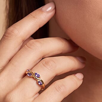 https://tjcuk.sirv.com/Products/86/8/8688144/D-Joy-Garden-Collection-Tanzanite-Leaf-Ring-in-18K-Vermeil-Yellow-Gold_8688144_1.jpg?w=342&h=342