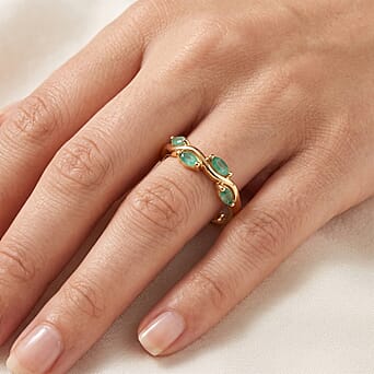 https://tjcuk.sirv.com/Products/86/8/8688164/D-Joy-Garden-Collection-Emerald-Leaf-Ring-in-18K-Vermeil-Yellow-Gold-P_8688164_1.jpg?w=342&h=342